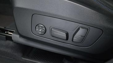 BMW 218i — photo 31