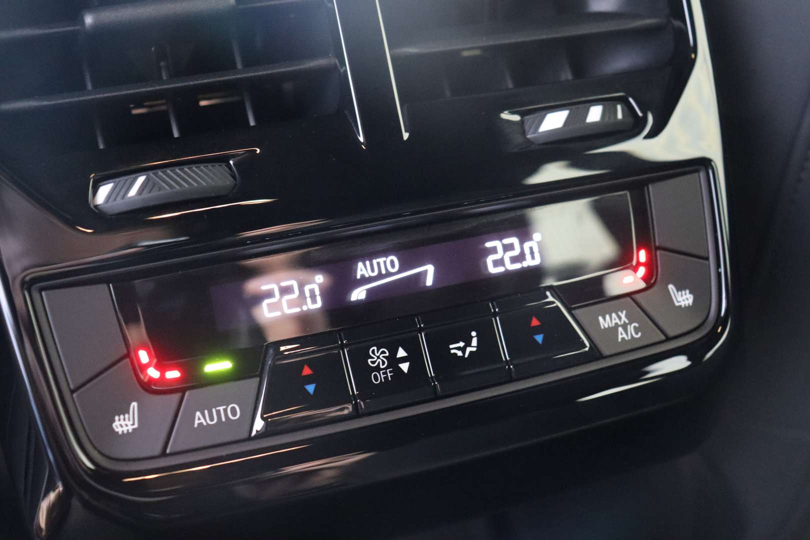 BMW IX M Sport XDrive60 - 2025 - Joinsteer - #32