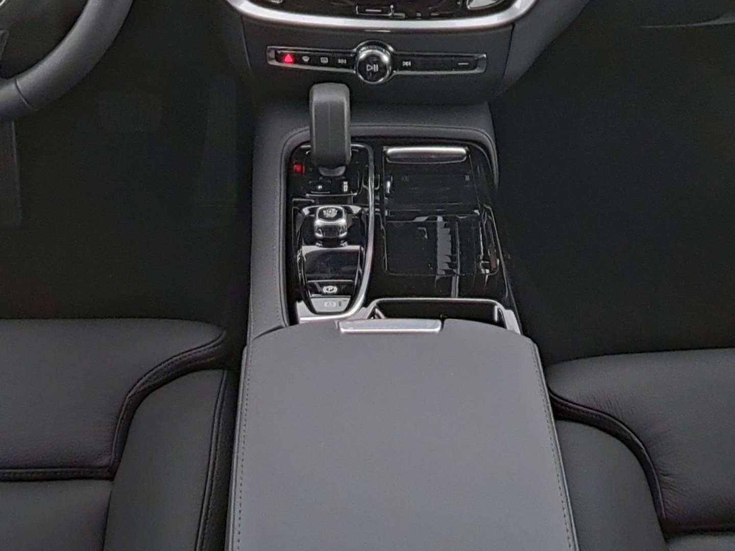 Volvo V60 T6 Recharge Plus - 2025 - Joinsteer - #6