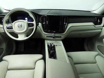 Volvo XC60 B4 Inscription — photo 9