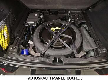 Volvo XC60 B4 Core — photo 17