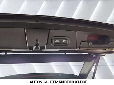 Volvo XC60 B4 Core — photo 18