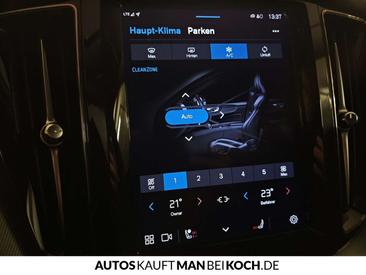 Volvo XC60 B4 Core — photo 23