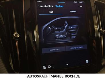 Volvo XC60 B4 Core — photo 24