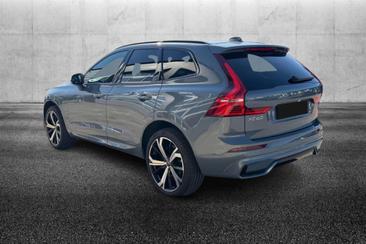 Volvo XC60 B5 R-Design — photo 3