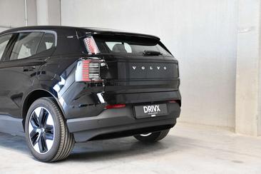 Volvo EX30 Plus — photo 13
