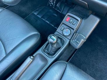 Porsche 993 Turbo — photo 15