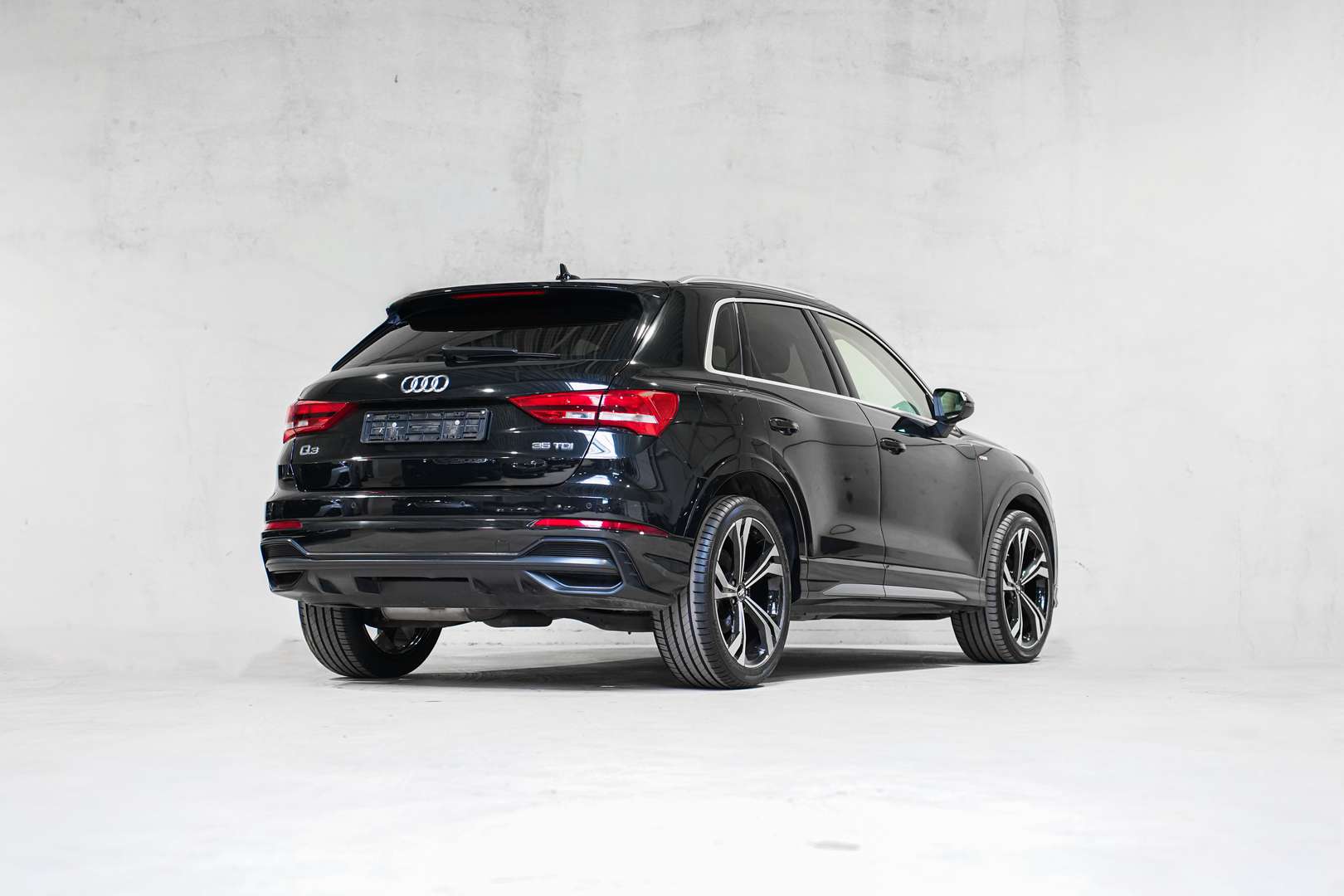 Audi Q3 S Line Full Black - 2020 - Joinsteer - #2