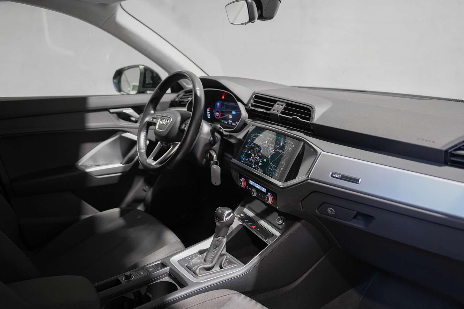 Audi Q3 S Line Full Black - 2020 - Joinsteer - #3