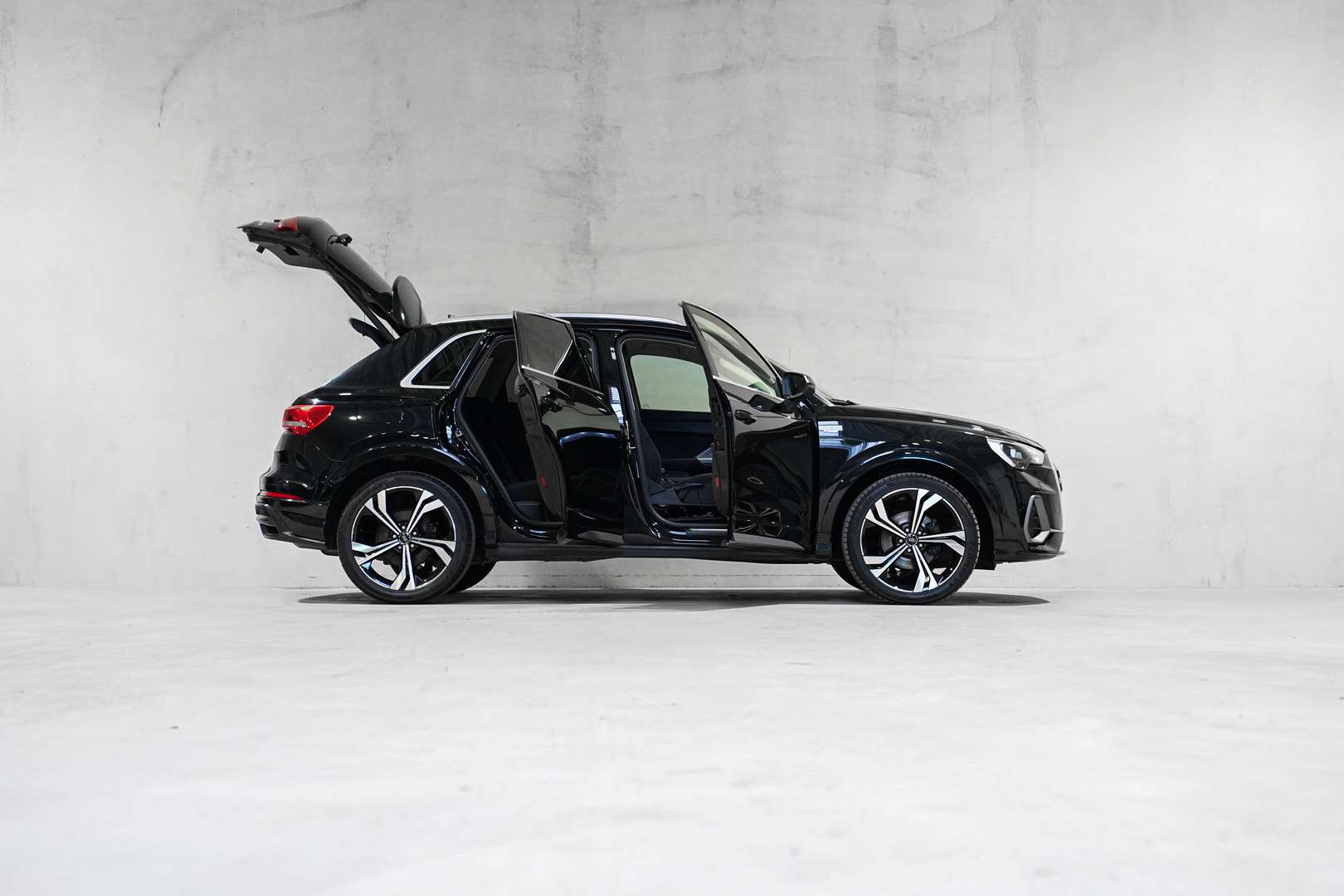 Audi Q3 S Line Full Black - 2020 - Joinsteer - #5