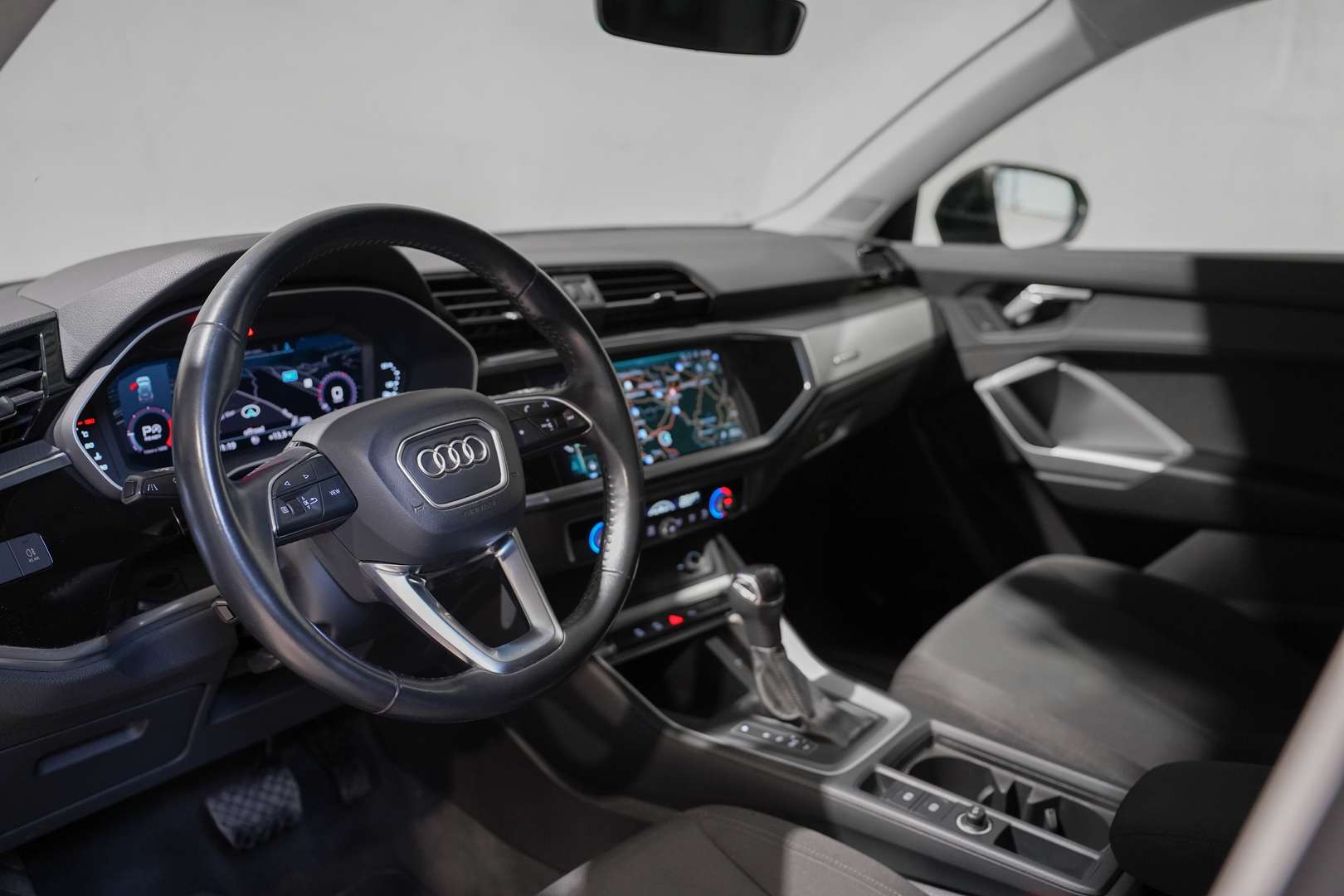 Audi Q3 S Line Full Black - 2020 - Joinsteer - #18