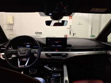 Audi S4 — photo 6