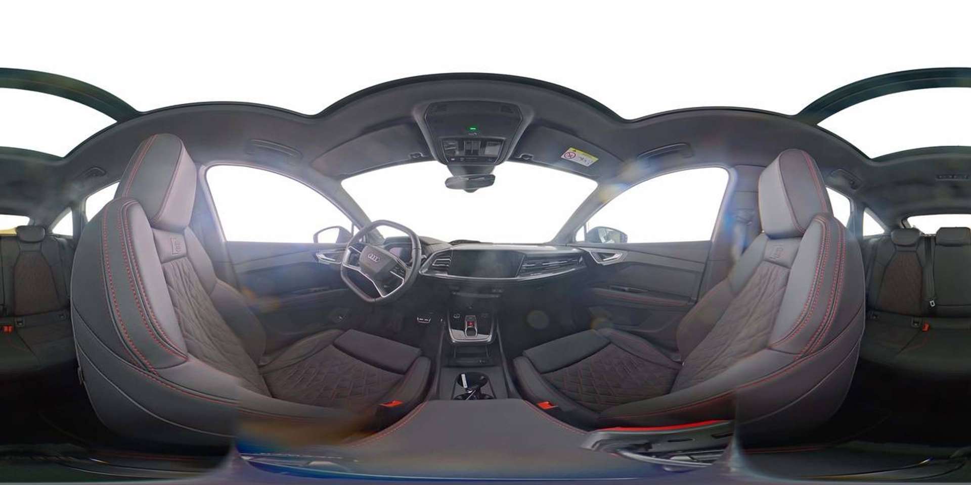 Audi Q4 E-tron S Line 45 TFSI - 2025 - Joinsteer - #4