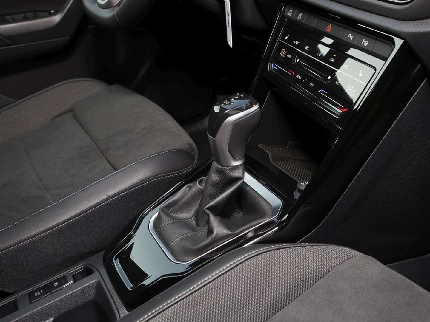 Volkswagen T-Roc TDI Style - 2026 - Joinsteer - #9