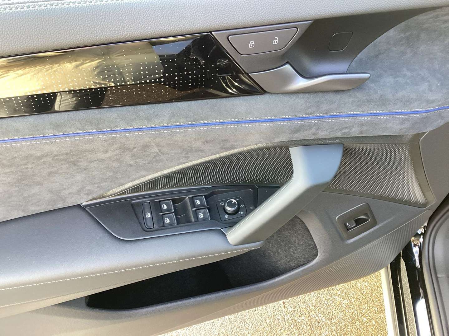 Volkswagen Tayron TDI 4Motion R-Line - 2026 - Joinsteer - #13