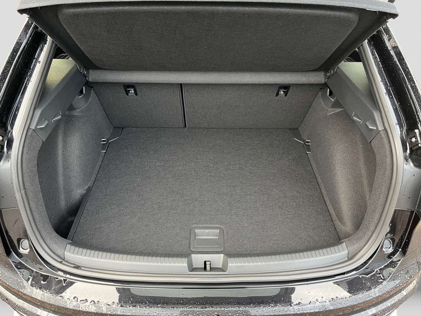 Volkswagen Taigo R-Line - 2025 - Joinsteer - #9