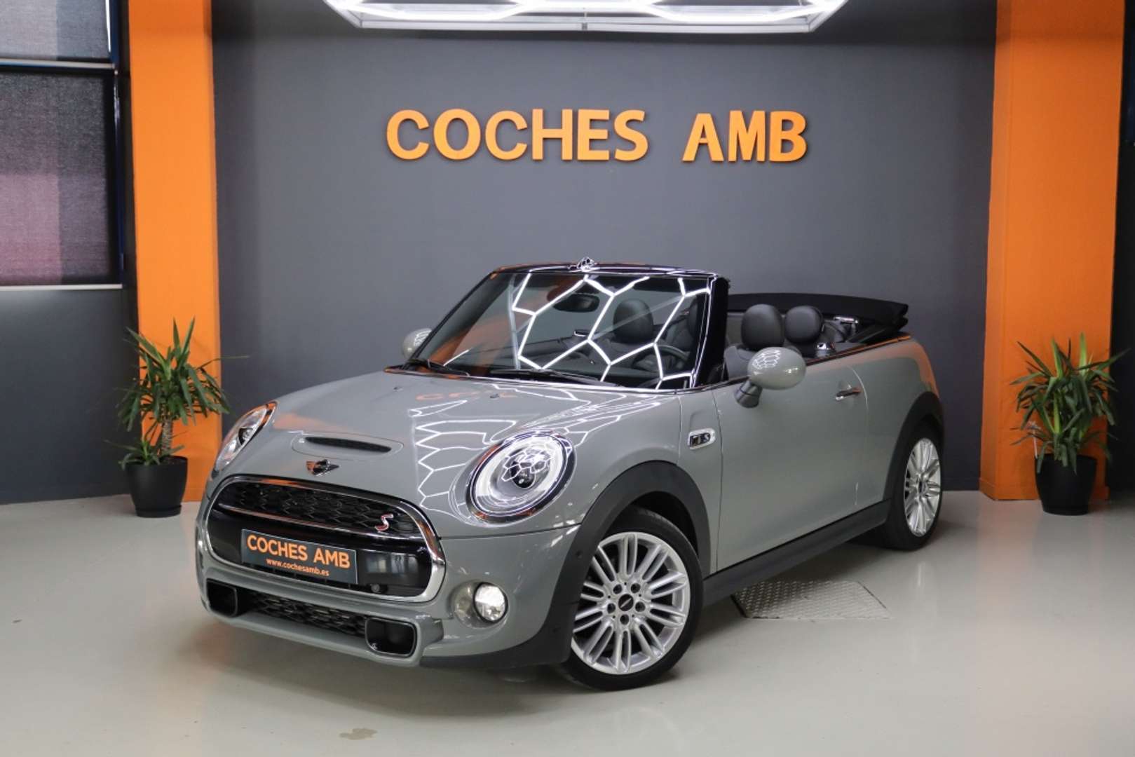 Mini Cabrio Cooper S - 2018 - Joinsteer - #1