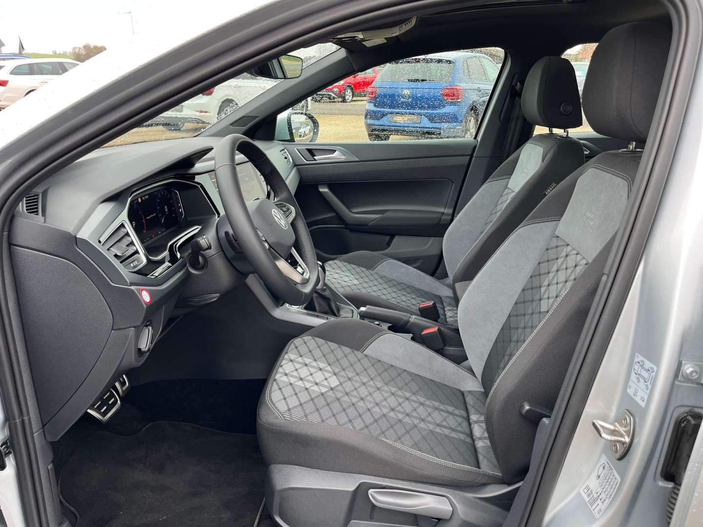 Volkswagen Taigo R-Line - 2025 - Joinsteer - #6