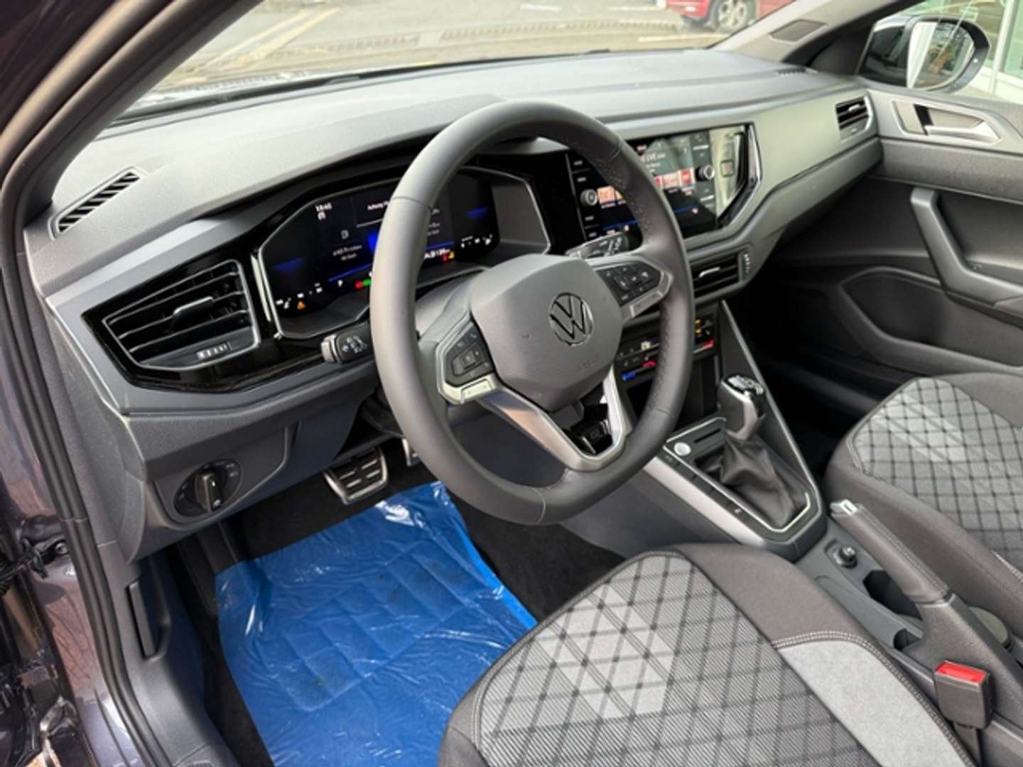 Volkswagen Taigo R-Line - 2025 - Joinsteer - #3