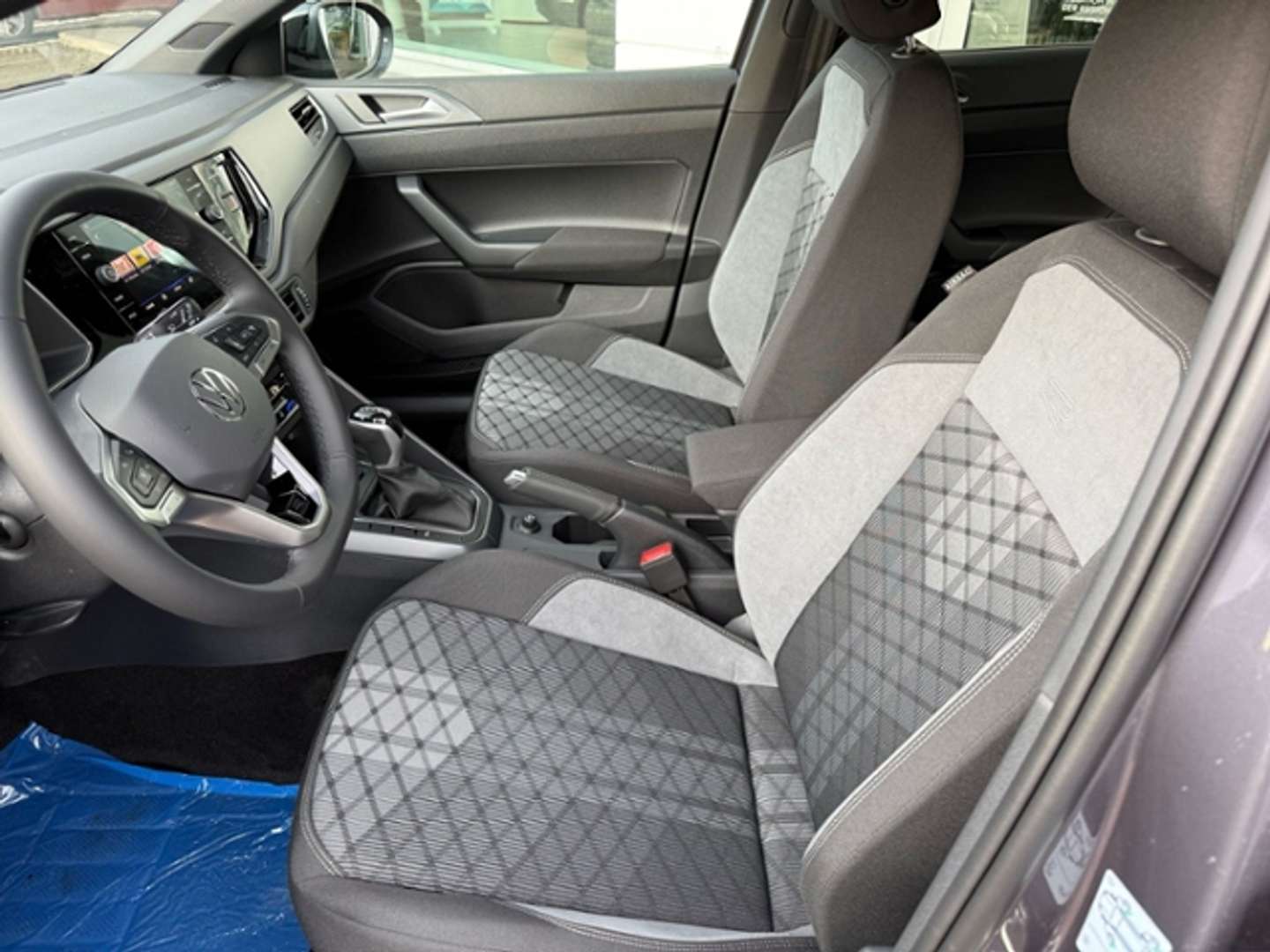 Volkswagen Taigo R-Line - 2025 - Joinsteer - #9