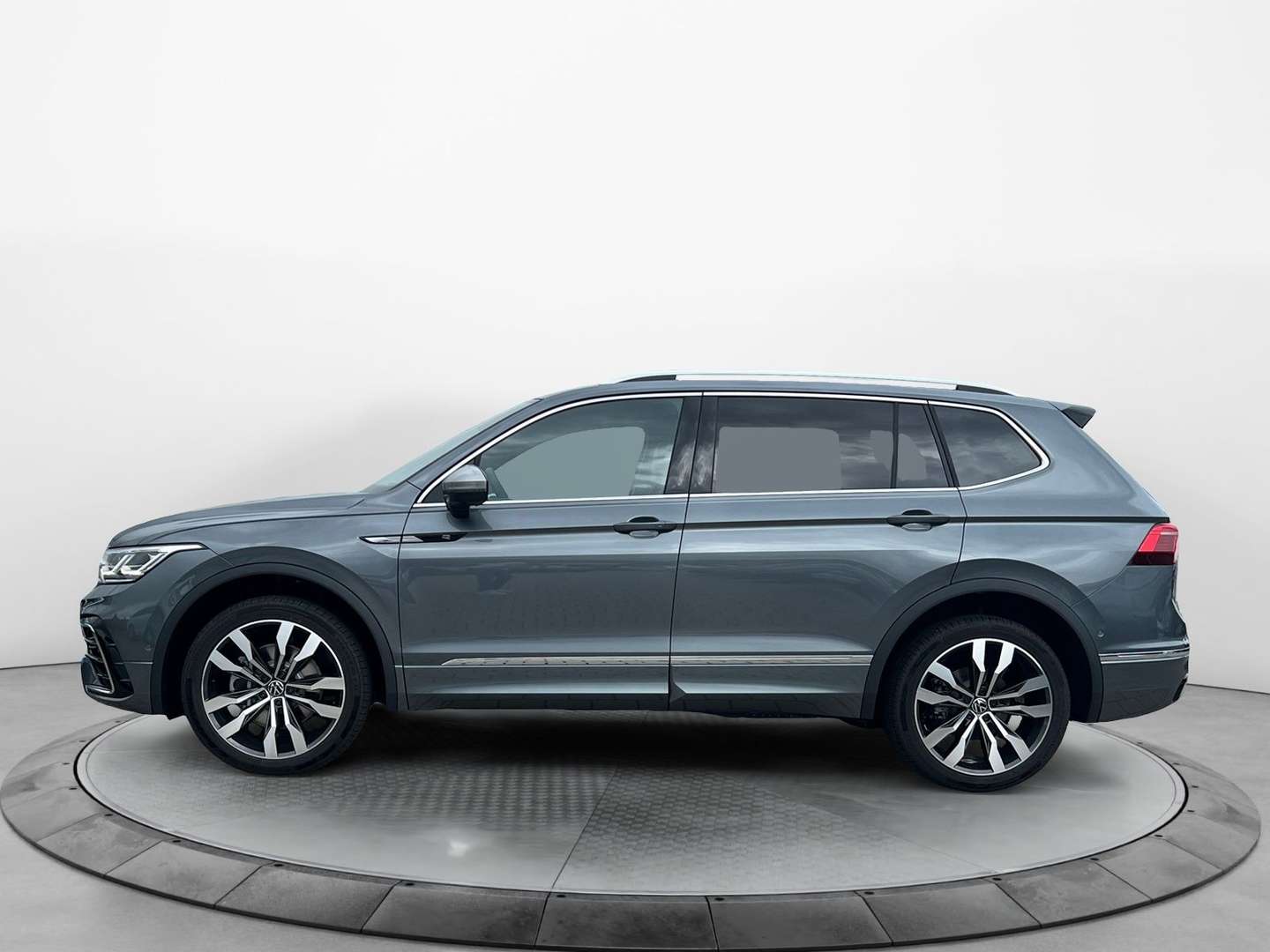 Volkswagen TIGUAN TDI R-Line - 2024 - Joinsteer - #2