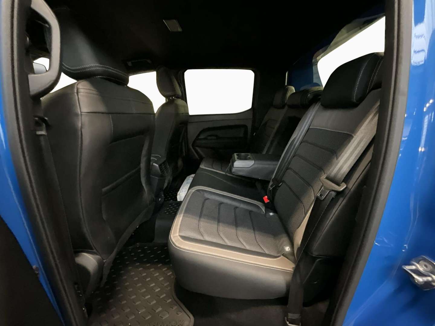 Volkswagen Amarok DC Aventura 4Motion - 2025 - Joinsteer - #15
