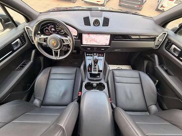 Porsche Cayenne III E-Hybrid — photo 11