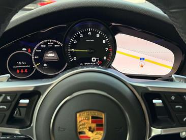 Porsche Cayenne III E-Hybrid — photo 15