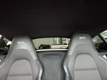 Porsche 718 Cayman III T — photo 13