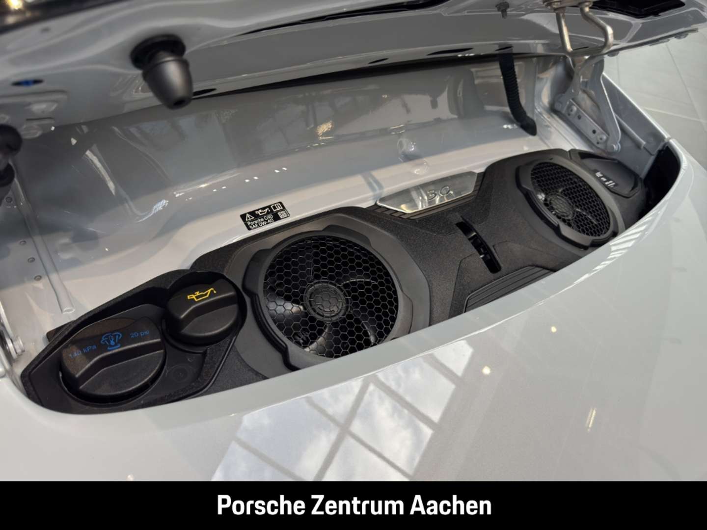 Porsche 992 I Carrera - 2024 - Joinsteer - #26