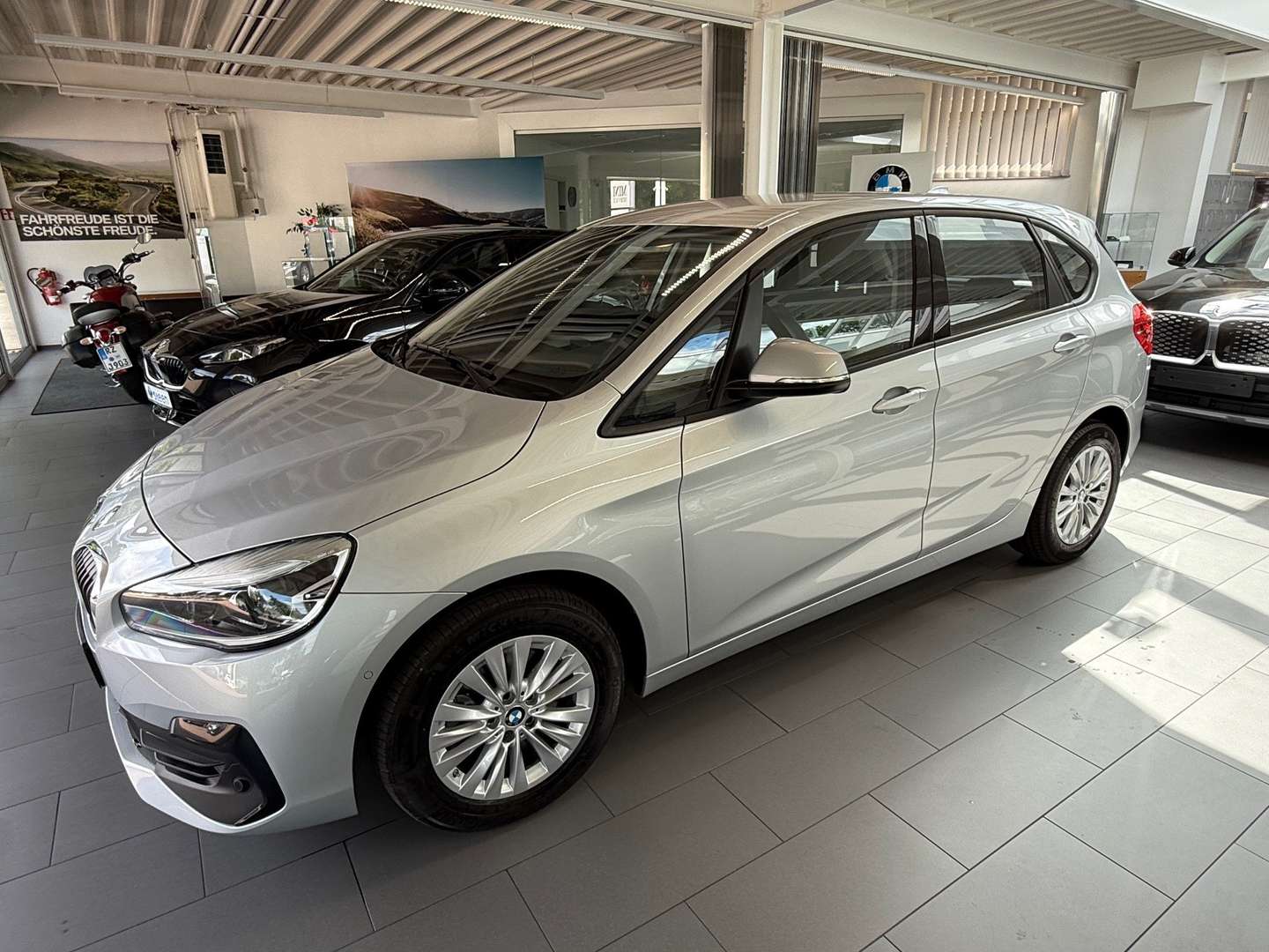 BMW Série 2 Active Tourer 220i Advantage - 2021 - Joinsteer - #1
