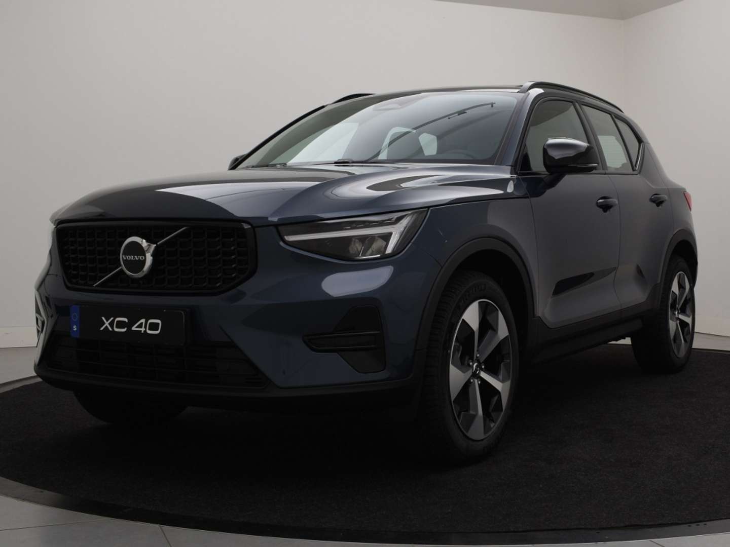Volvo XC40 B4 Plus - 2025 - Joinsteer - #1