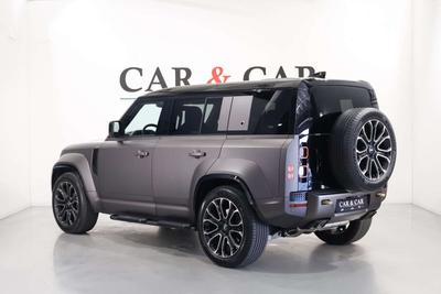 Land Rover Defender 110 4.4 V8 635 AWD Auto