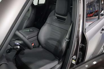 Land Rover Defender 110 4.4 V8 635 AWD Auto — photo 17
