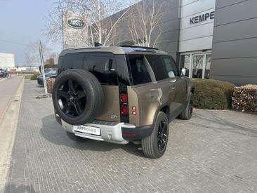 Land Rover Defender 110 D250 SE — photo 2