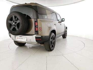 Land Rover Defender 110 XS Edition Awd 3.0d I6 Mhev 250cv Auto — photo 3