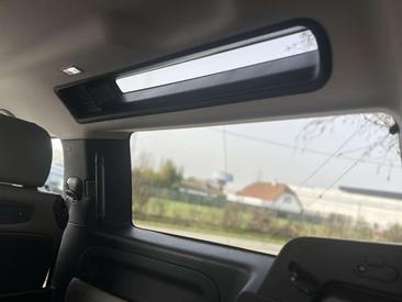Land Rover Defender 110 D250 SE — photo 11