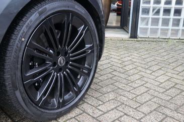 Land Rover Range Rover P615 SV Meridian Signature Audio — photo 8