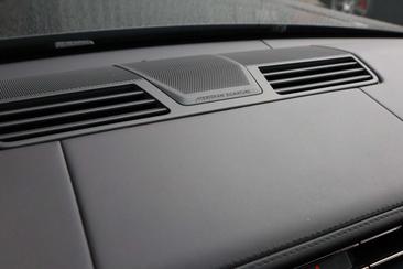 Land Rover Range Rover P615 SV Meridian Signature Audio — photo 29