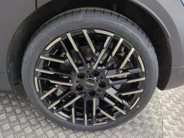 Mini Cooper Favoured Cooper — photo 9