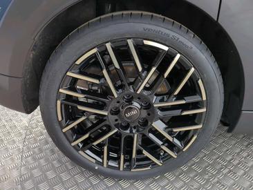 Mini Cooper Favoured Cooper — photo 10