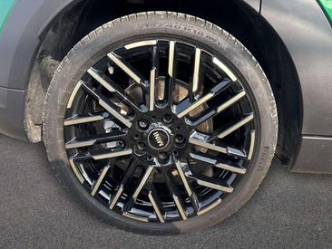 Mini Cooper Favoured Cooper — photo 10