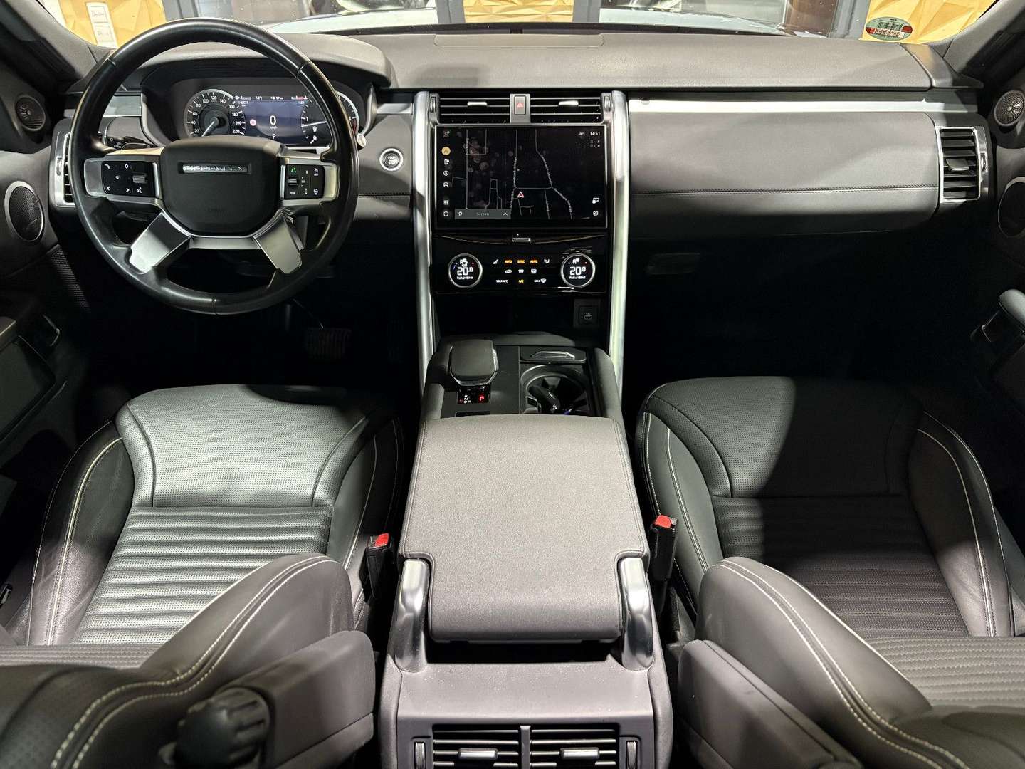 Land Rover Discovery D250 SE - 2022 - Joinsteer - #12
