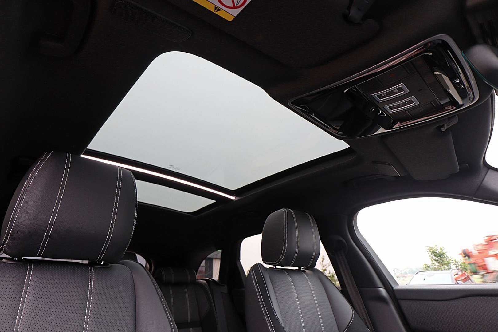 Land Rover Range Rover Velar D300 R-DYNAMIC SE - 2021 - Joinsteer - #6