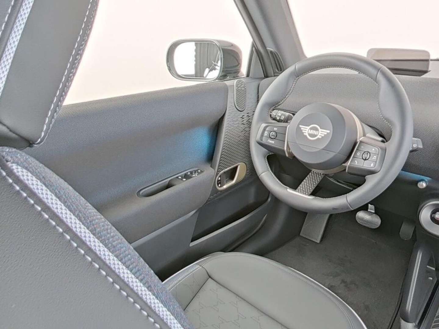 Mini Cooper E Classic_Cooper E - 2025 - Joinsteer - #3