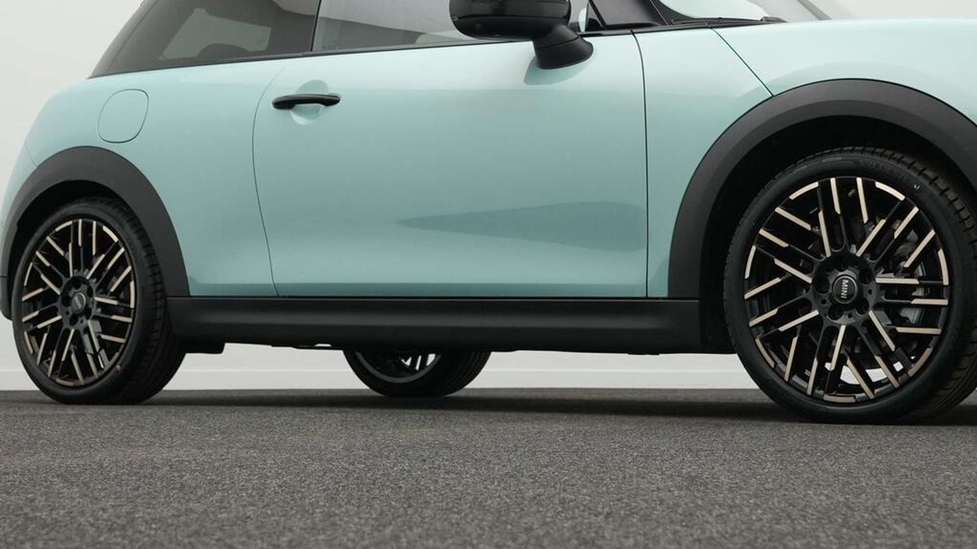 Mini Hatch Favoured Cooper S - 2025 - Joinsteer - #20