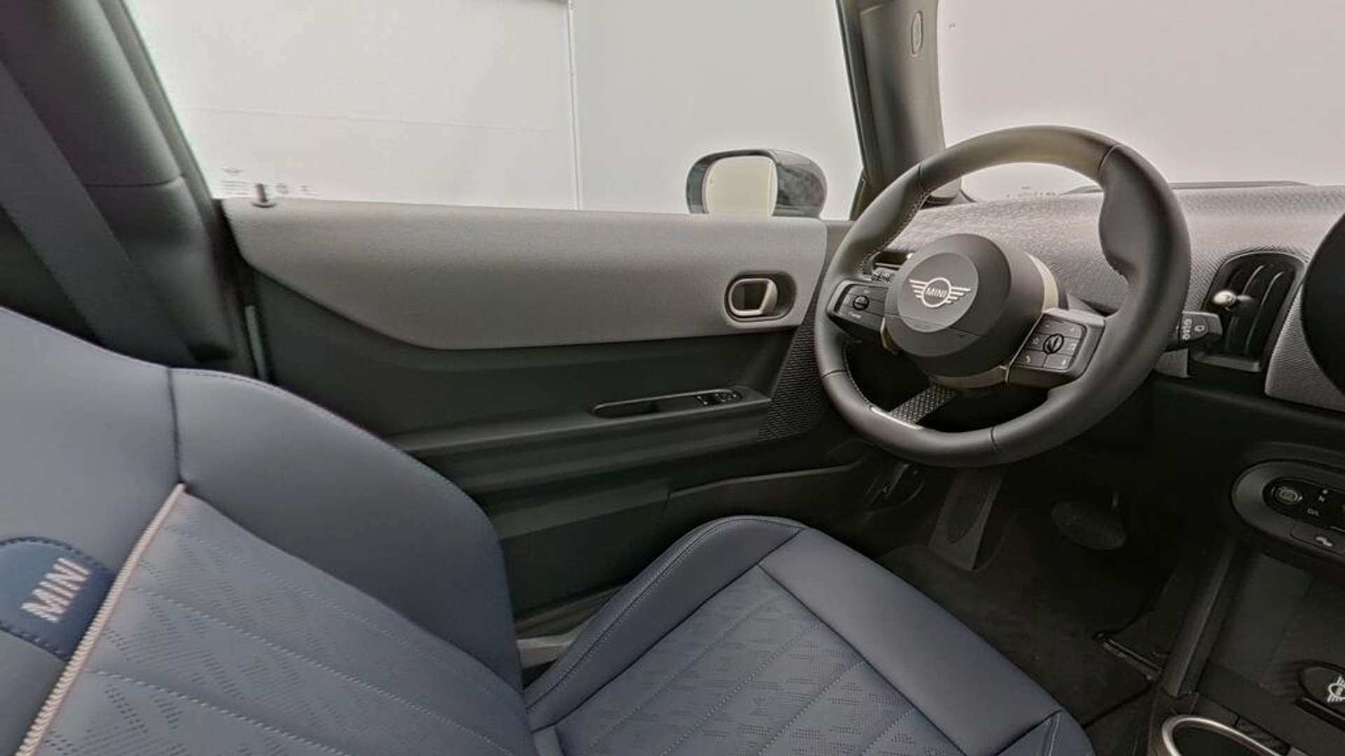 Mini Hatch Favoured Cooper S - 2025 - Joinsteer - #22