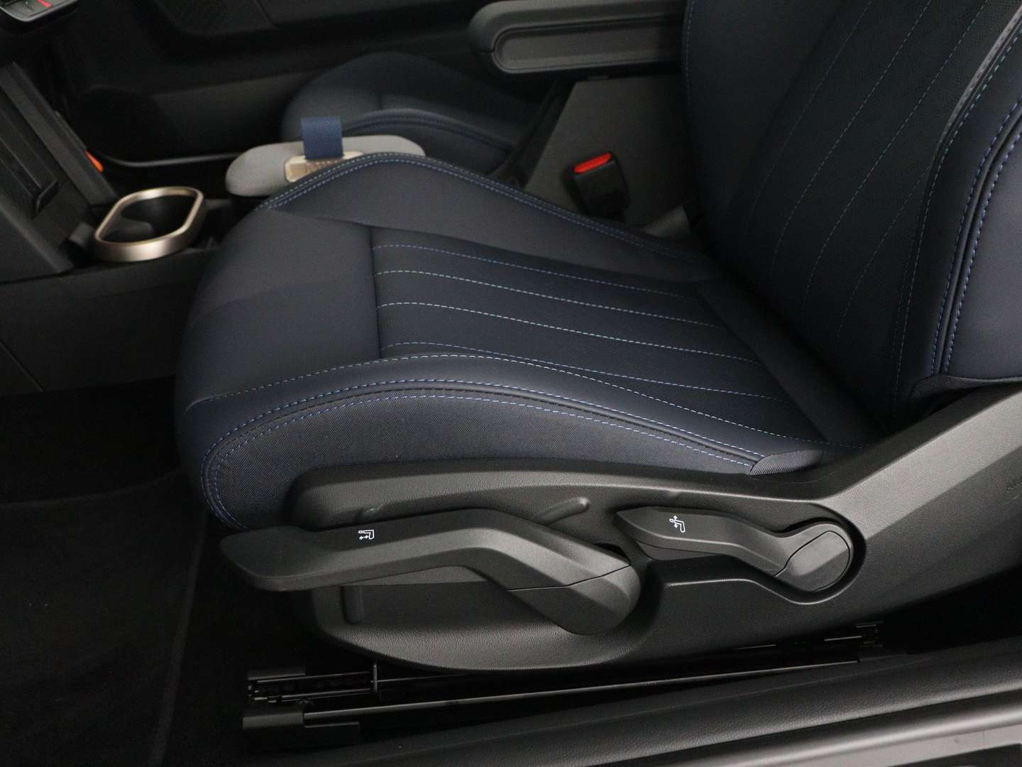 Mini Cooper Favoured Cooper - 2026 - Joinsteer - #13