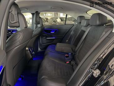 Mercedes Classe C 200 AMG Line — photo 23