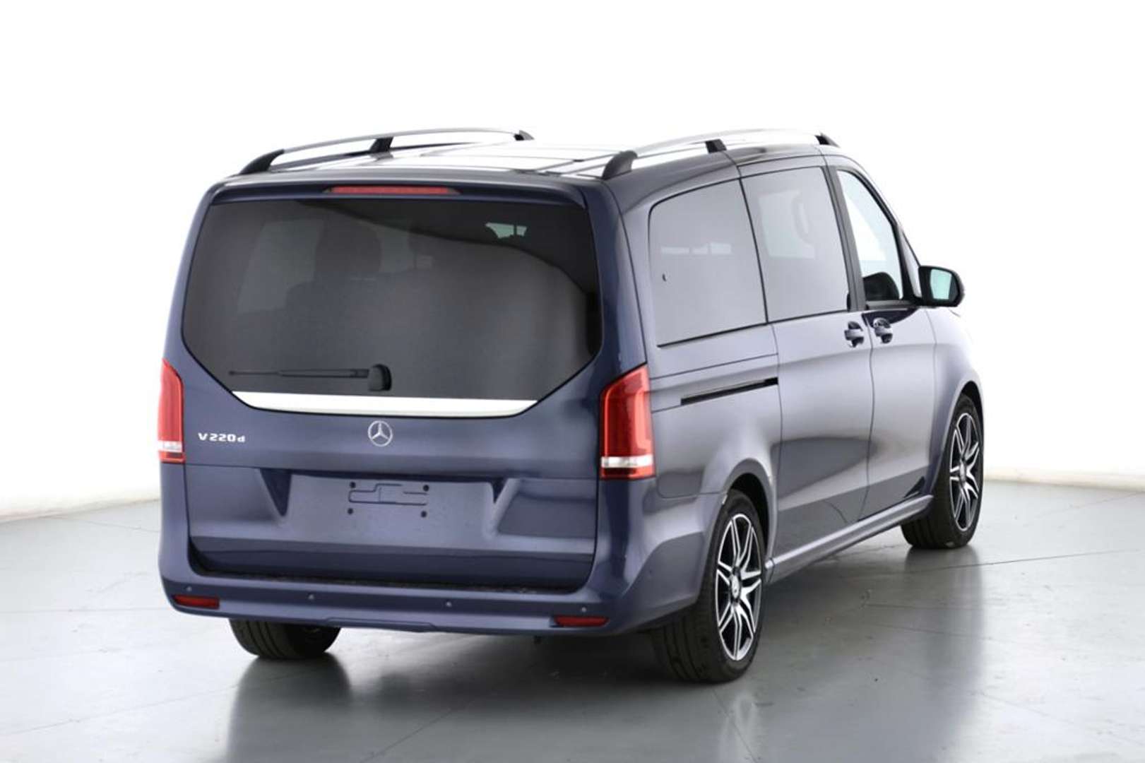 Mercedes V 220 220 AMG Line - 2024 - Joinsteer - #3